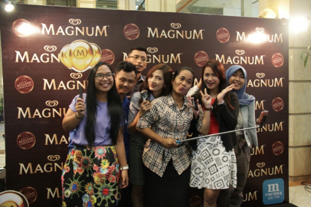 MAGNUM