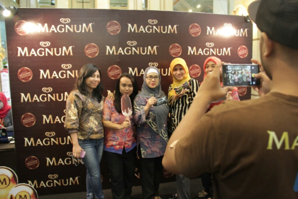 MAGNUM