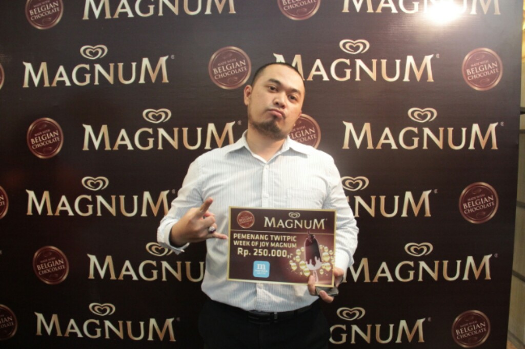 MAGNUM